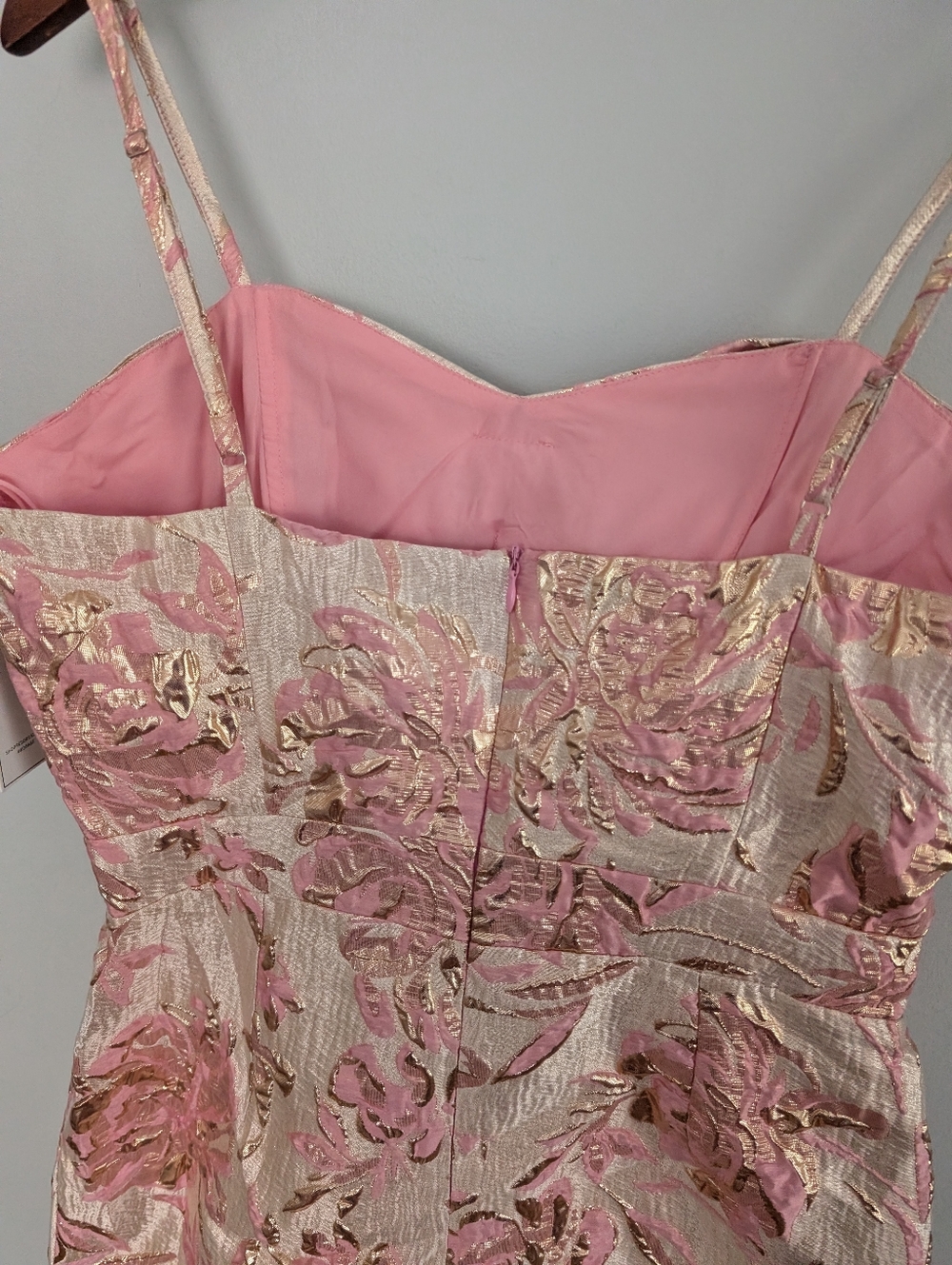NEW Women's Aura Pink Gold Floral Mini Dress Medium Oversized Bow Front Peekaboo - Picture 5 of 6